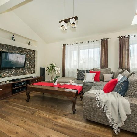 Apartament Debnicki Lägenhet Krasków Exteriör bild
