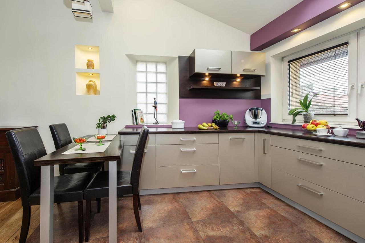 Apartament Debnicki Lägenhet Krasków Exteriör bild